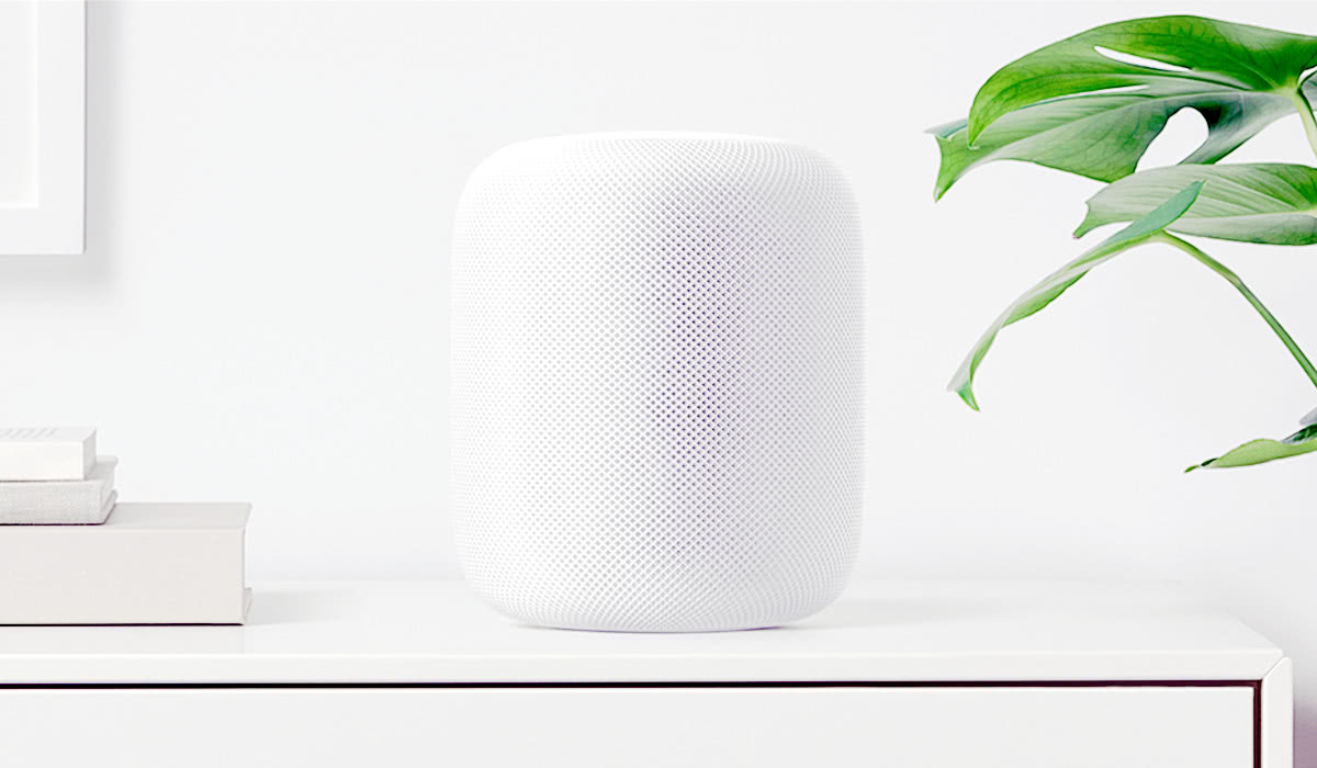 Luxe Digital luxury retail technology trends 2018 Apple HomePod