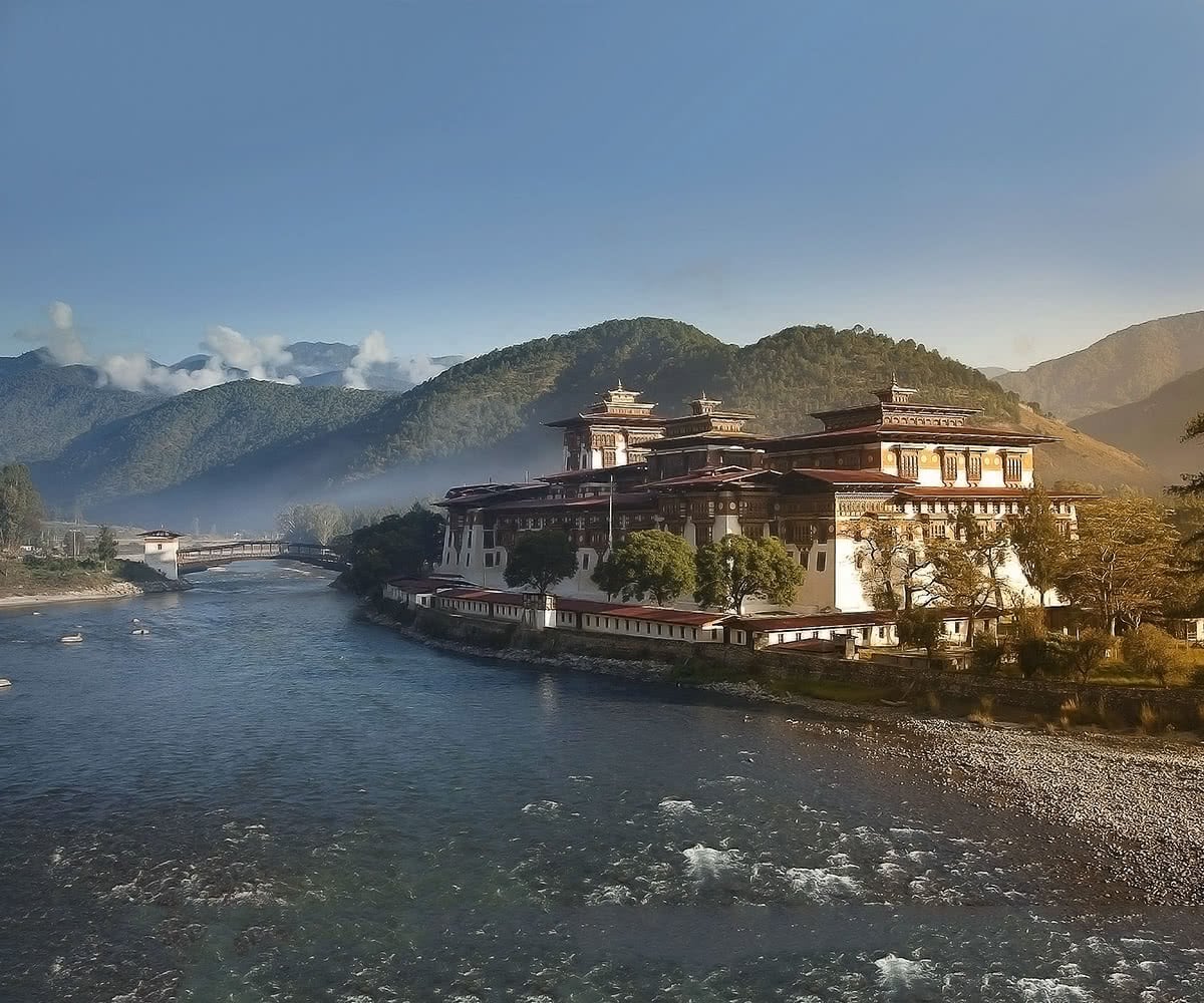 Luxe Digital travel Bhutan Punakha Dzong