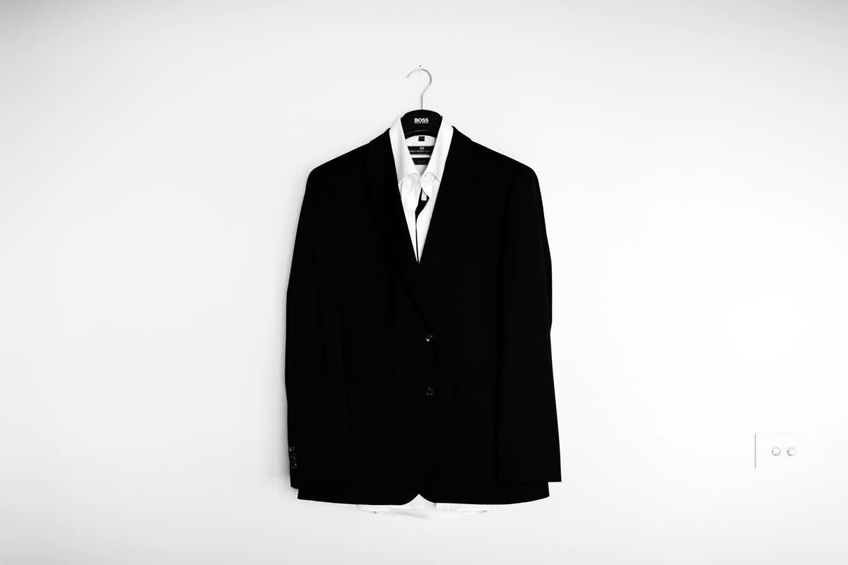 all black business attire mens