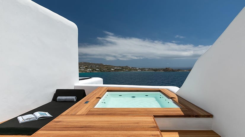 jacuzzi luxury villa atelier psarou mykonos kinglike luxe digital