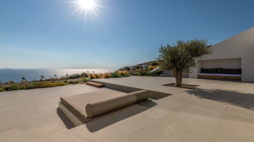 luxury villa groovy agios stefanos mykonos greece kinglike luxe digital