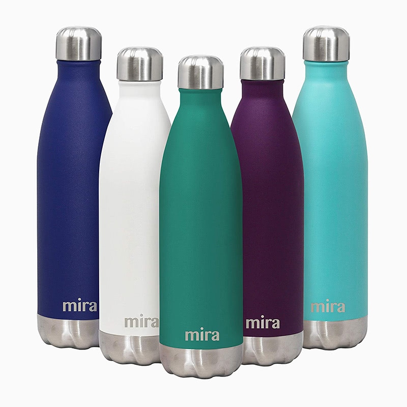 65 mejores regalos para hombres que lo tienen todo (2021 actualizado) 20 el mejor regalo para los hombres botella de agua de acero inoxidable luxe digital