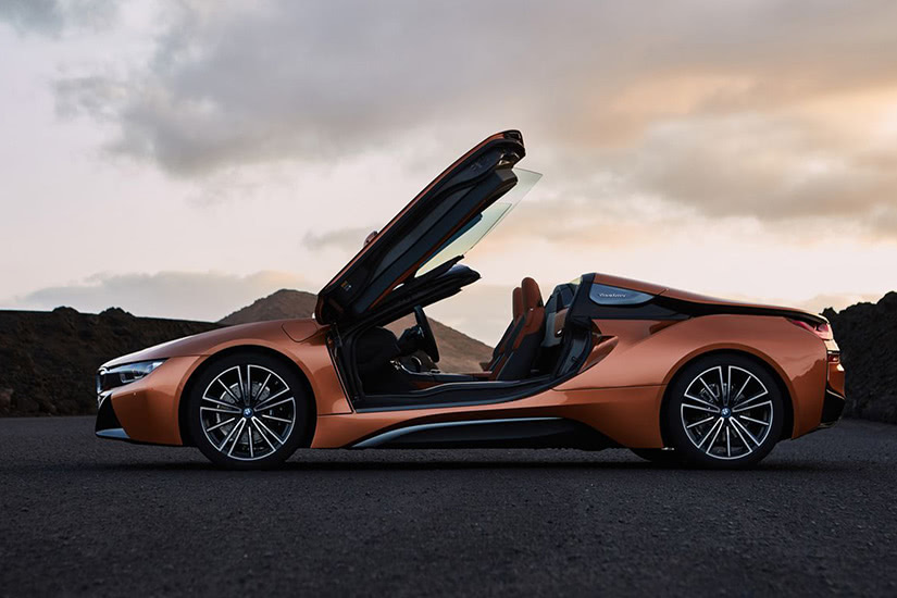 best electric cars luxury bmw i8 roadster - Luxe Digital