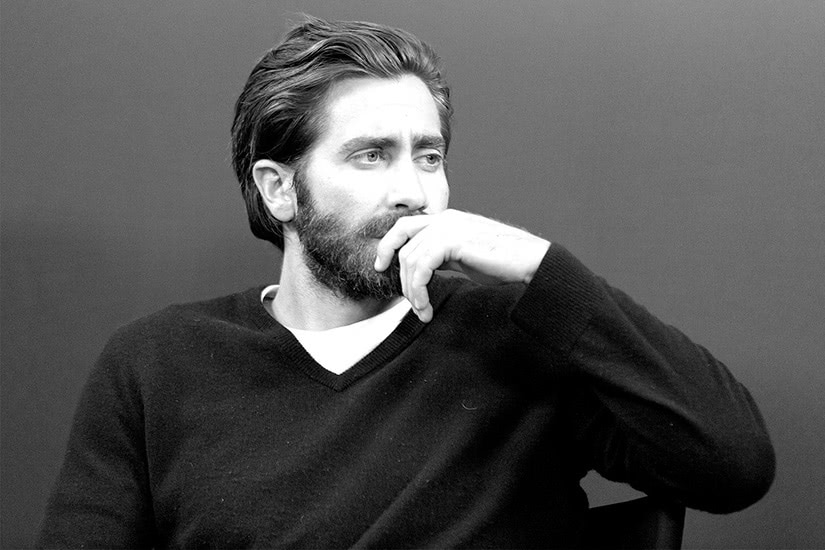 best medium length hairstyles men jake gyllenhaal - Luxe Digital