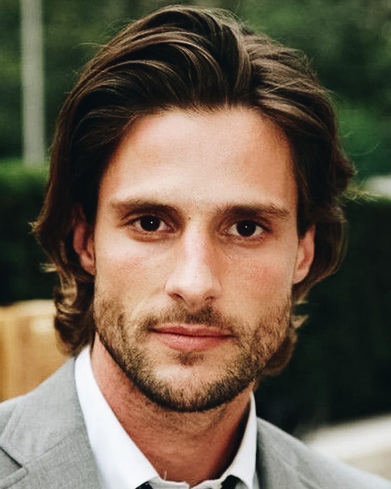 35 Best and Professional Long Hairstyles for Men  Styles At Life