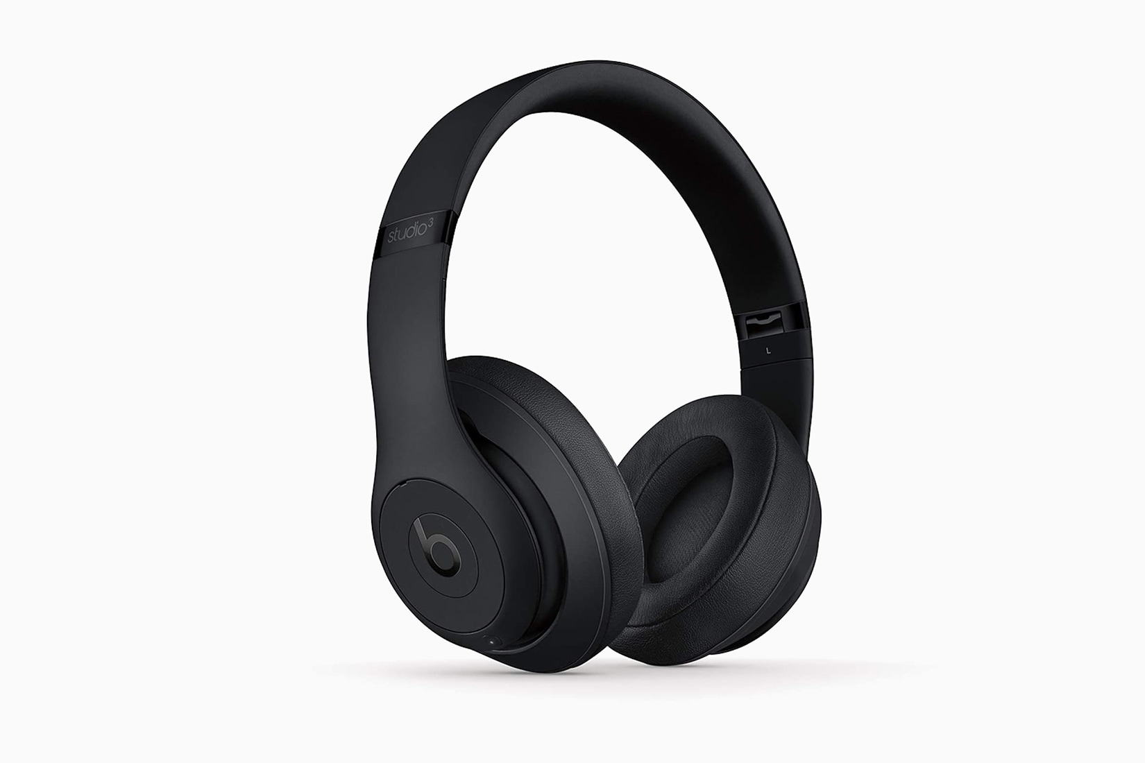 best over-ear headphones beats studio3 review - Luxe Digital