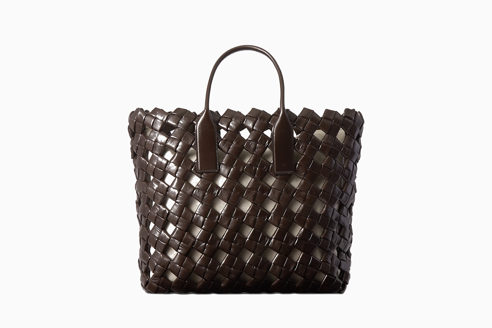 best travel tote bags women expensive leather bottega veneta review - Luxe Digital