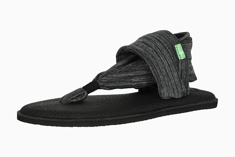 comfortable dressy flip flops