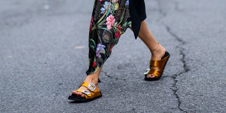 most comfortable summer walking shoes