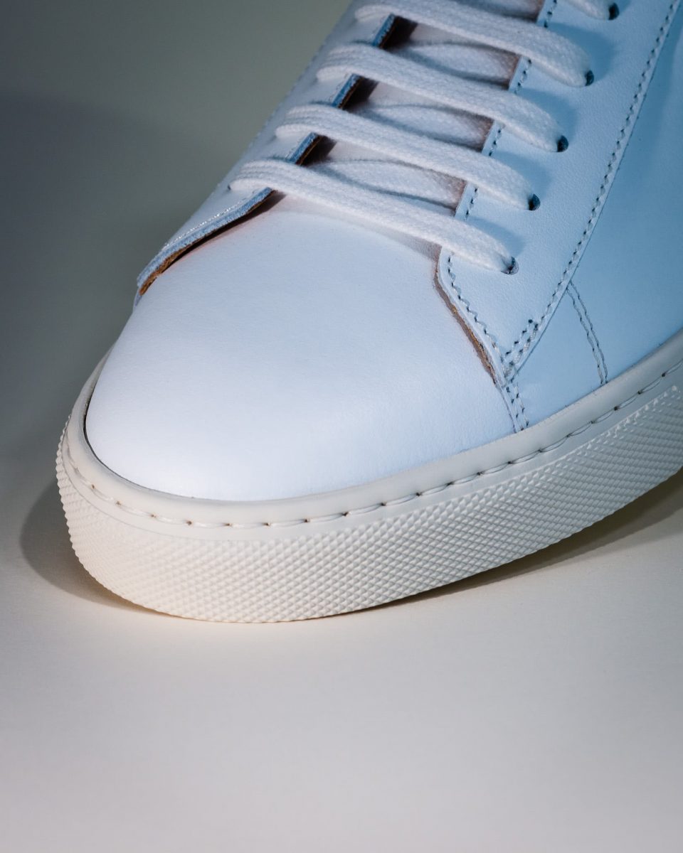 Off White Sneakers: The Best Ways To Pull Them Off - Oliver Cabell