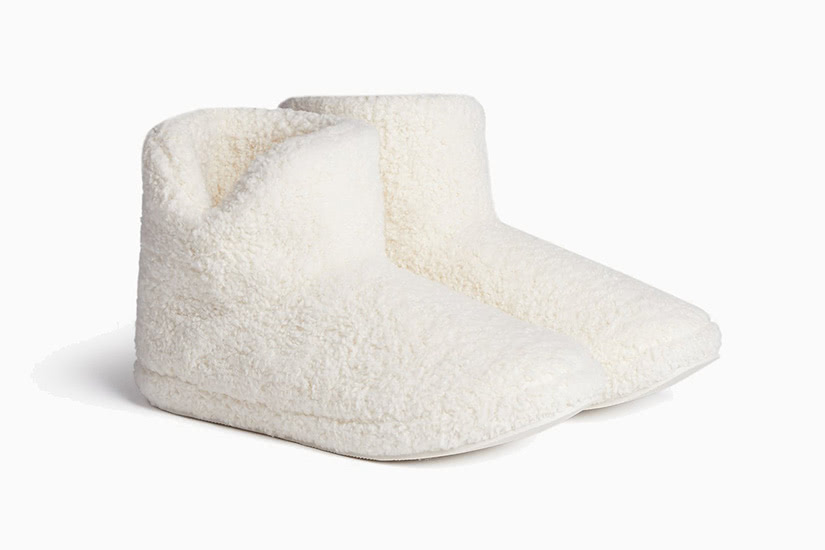 19 Best Slippers For Women: Warm 