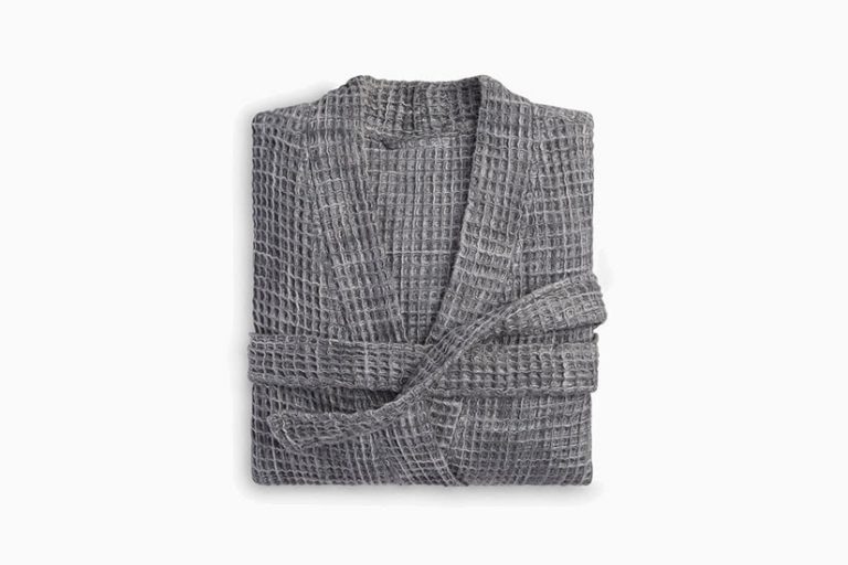 15 Best Robes & Bathrobes For Men (Style Guide)