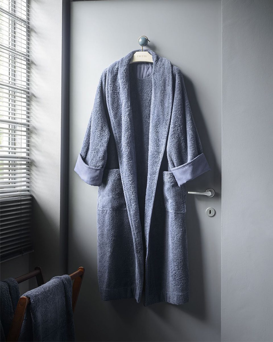 NY Threads Luxurious Mens Shawl Collar Fleece Bath Robe Spa Robe