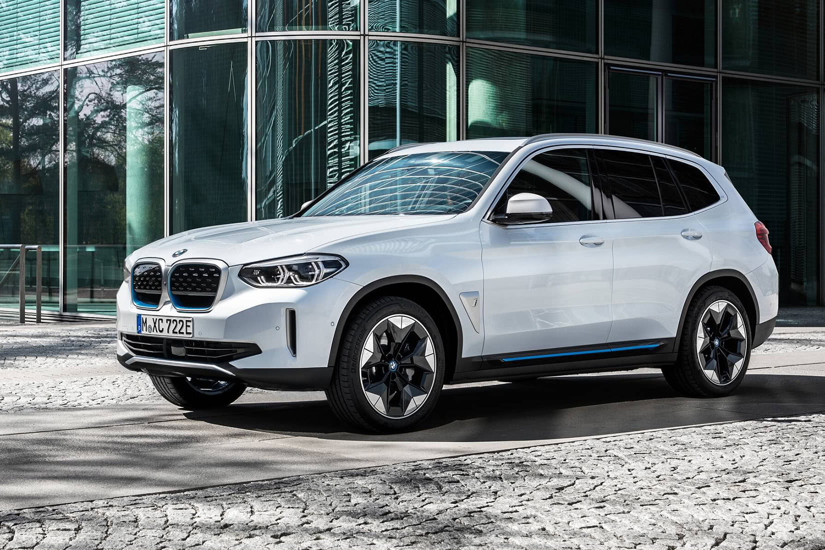 best luxury suv 2021 BMW iX3 - Luxe Digital