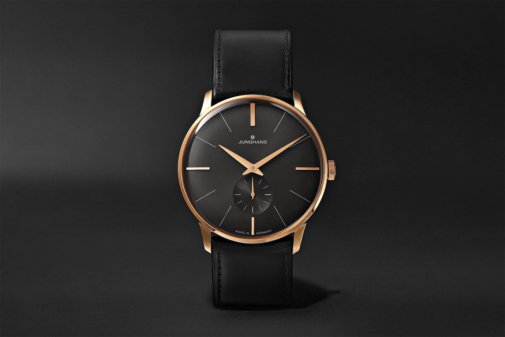 Explore our stylish new men's watches - where style, quality, and valu