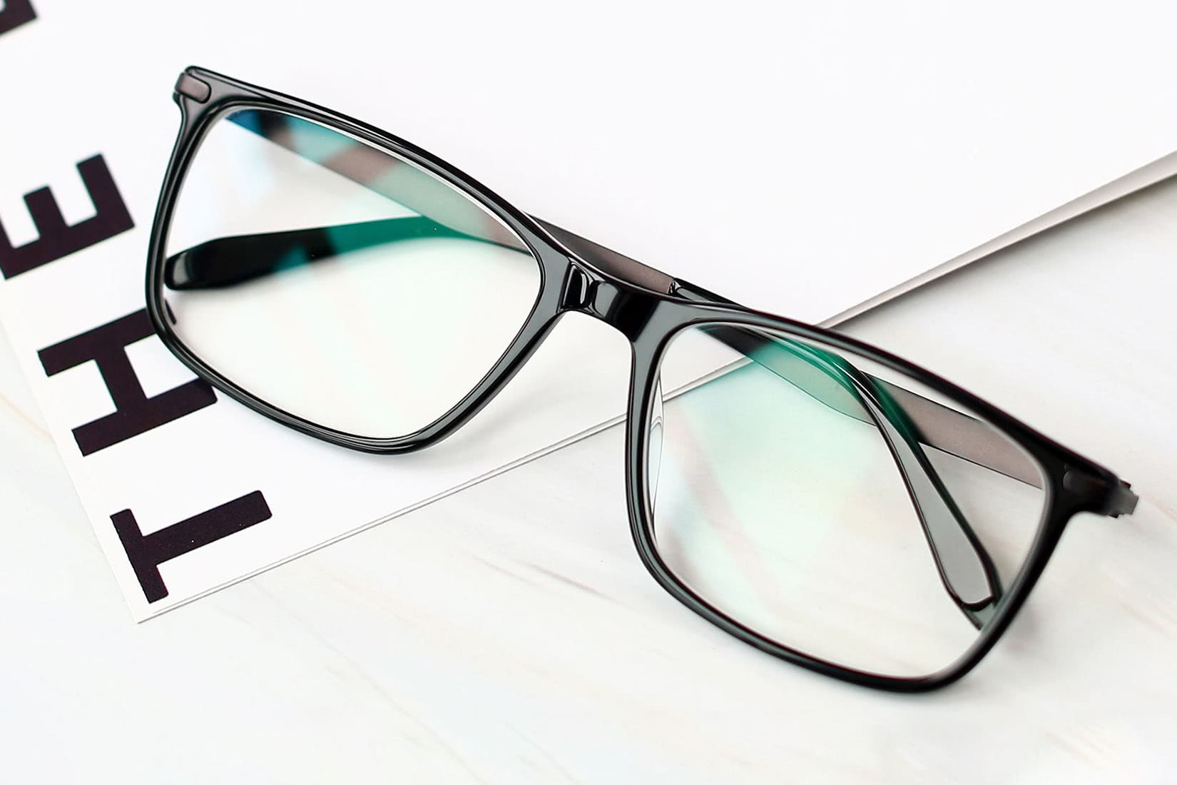 Yesglasses review delivery - Luxe Digital