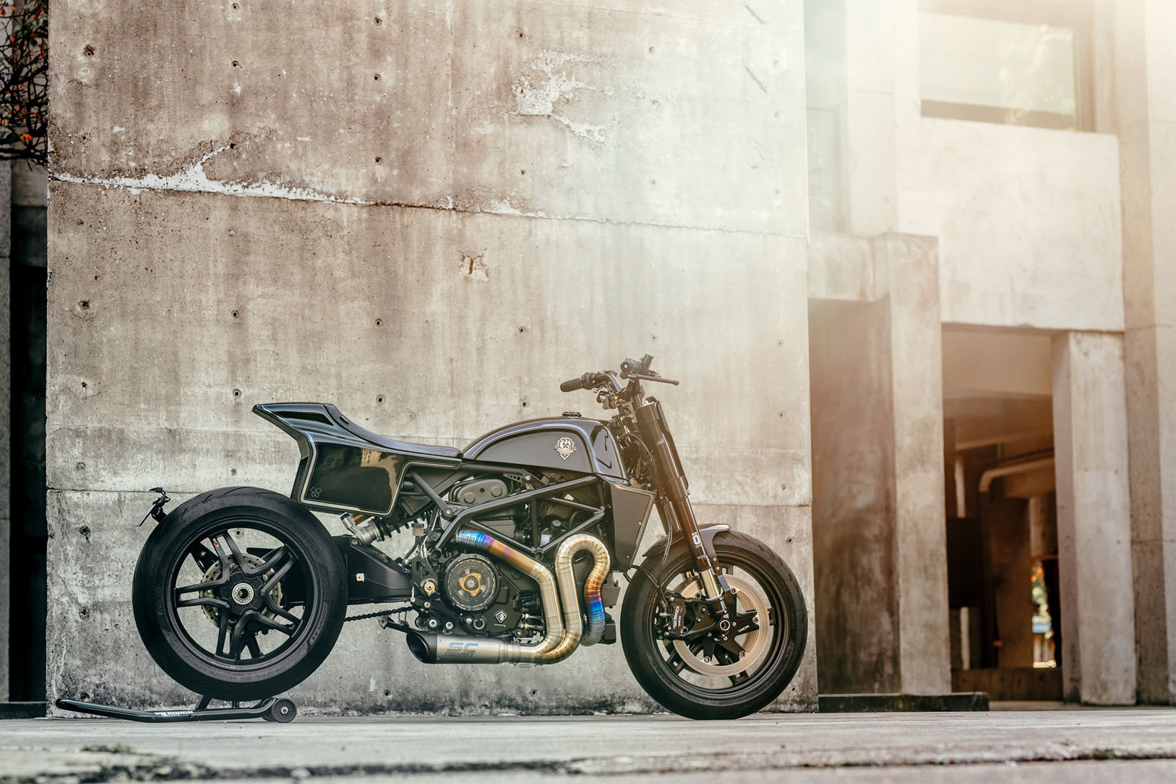 best custom motorcycle builder rough crafts review Luxe Digital