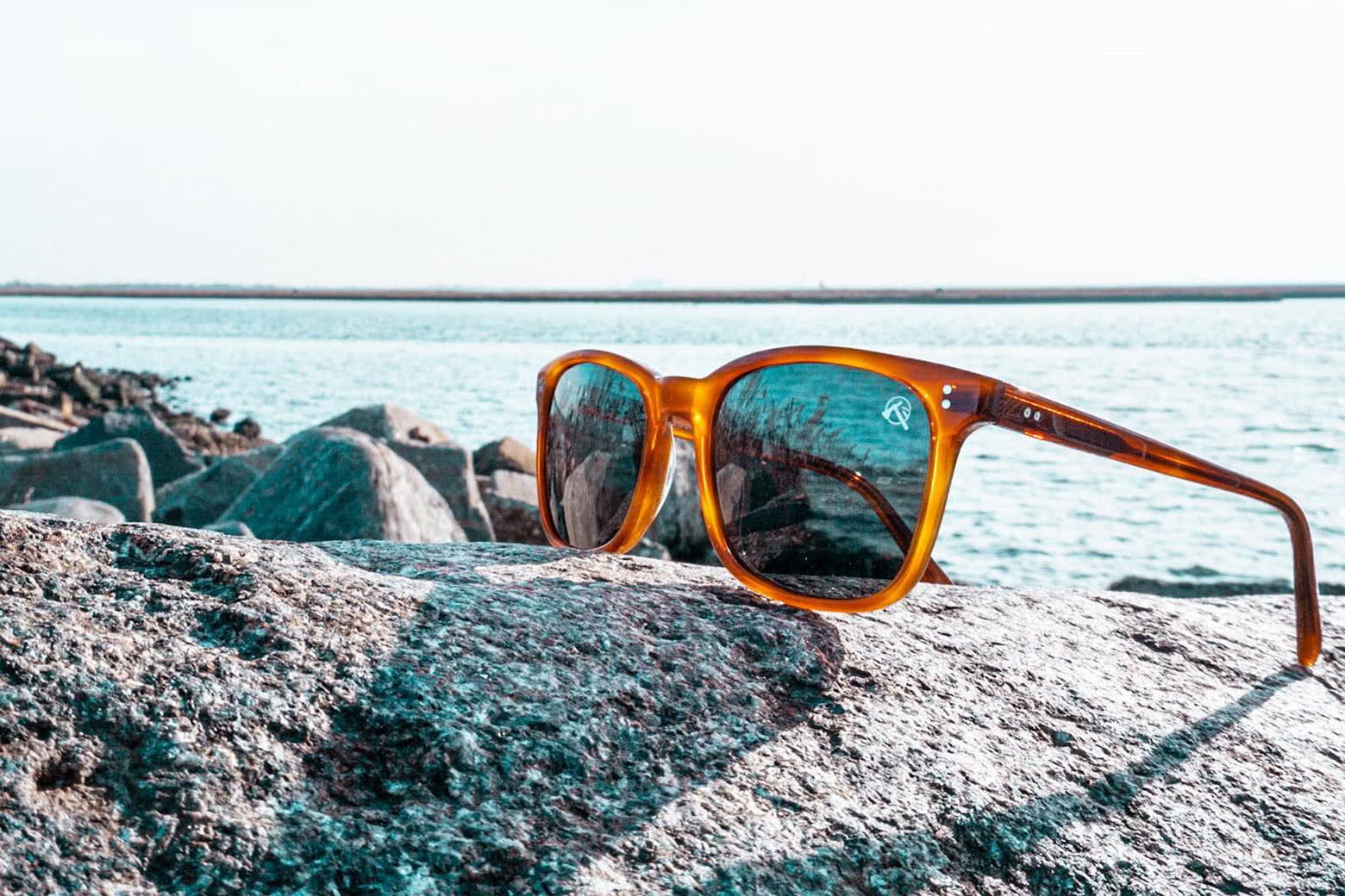 tomahawk shades sunglasses deals discounts - Luxe Digital