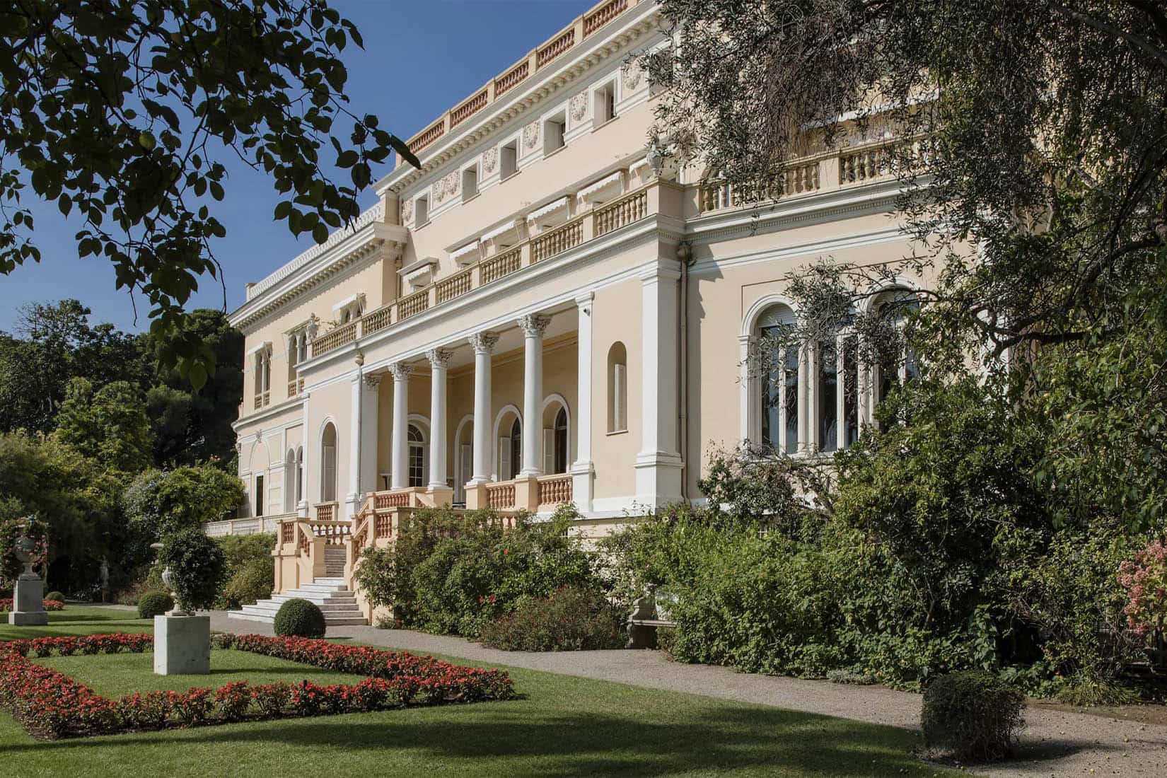 most expensive houses villa les cedres review Luxe Digital