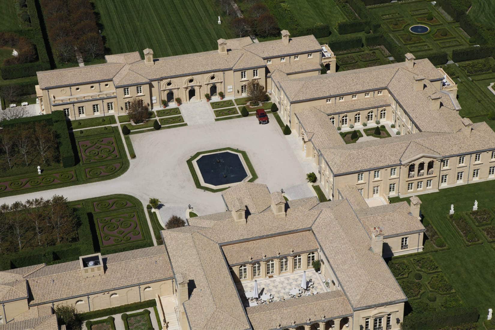 most expensive houses four fairfield ponde review Luxe Digital