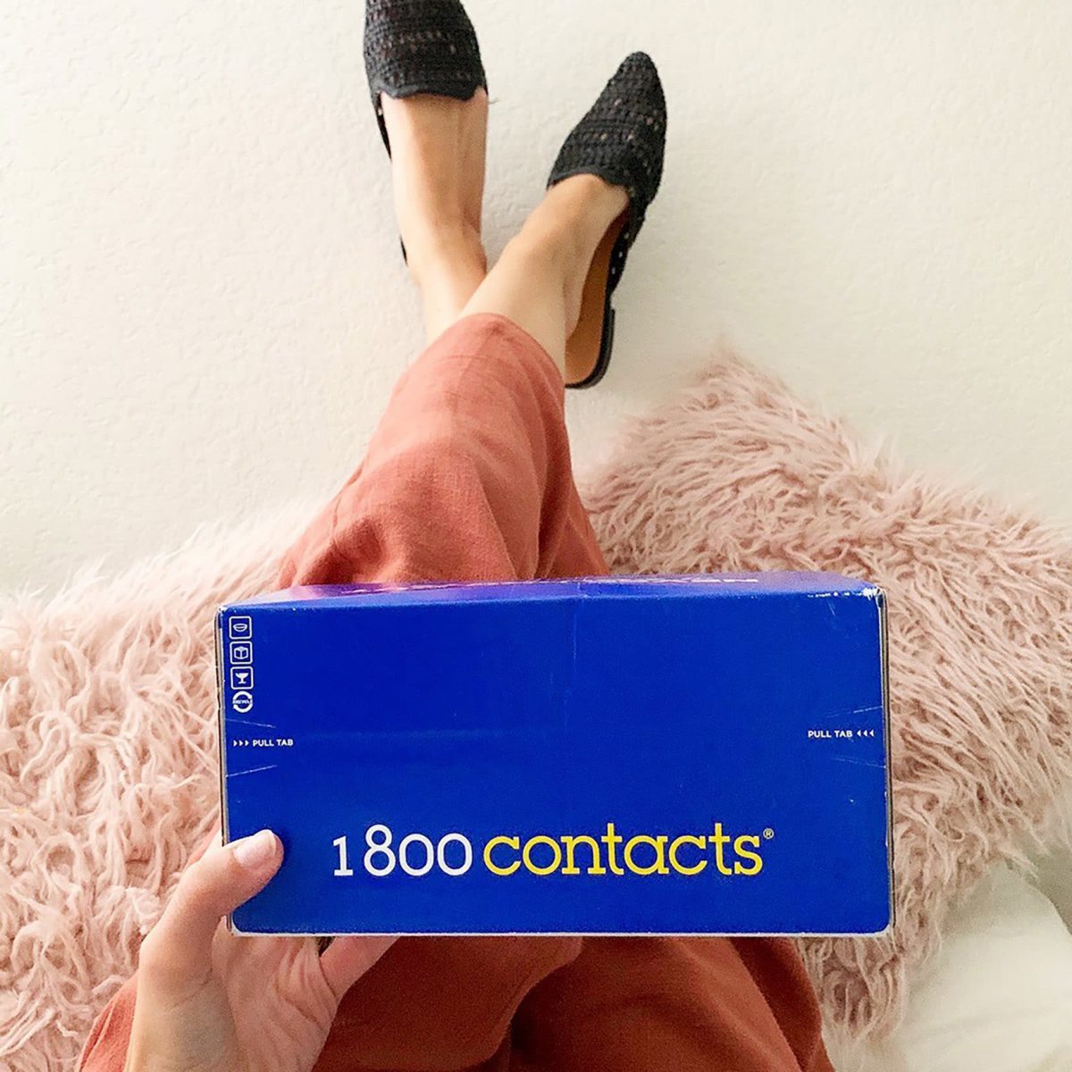 1-800 Contacts unboxing review - Luxe Digital