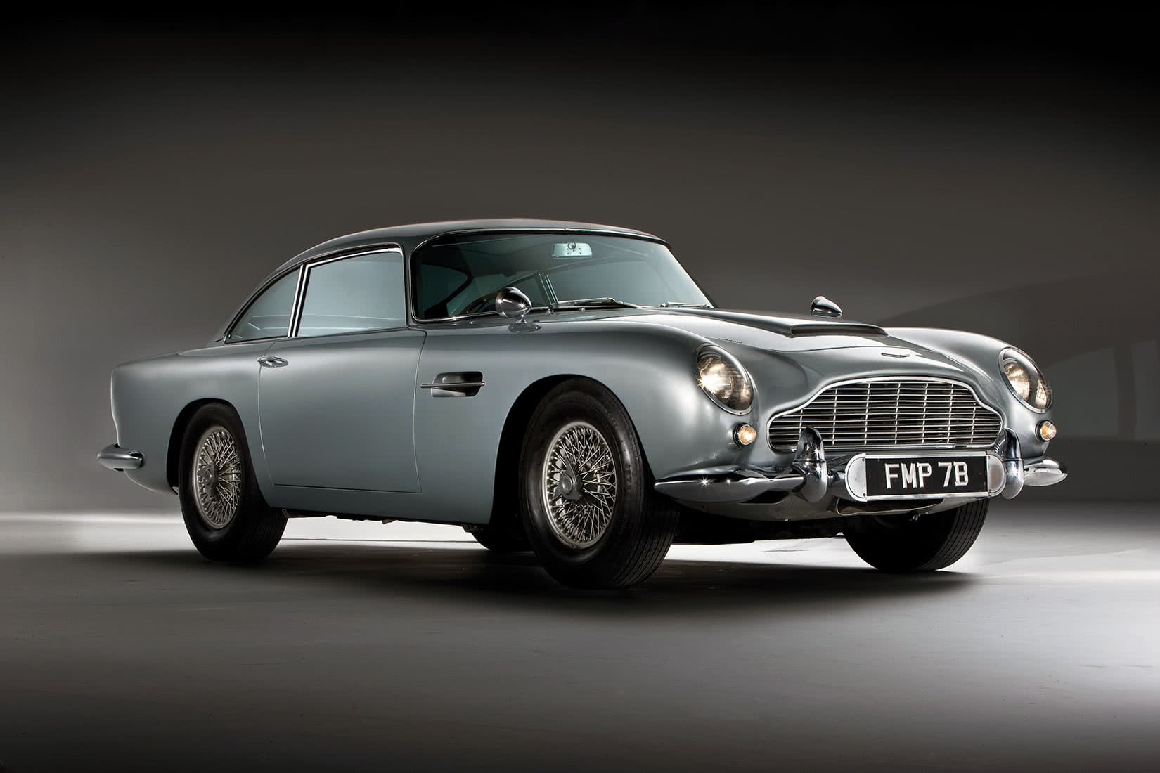 21 Best Classic Cars Of All Time: Top Vintage (2022)