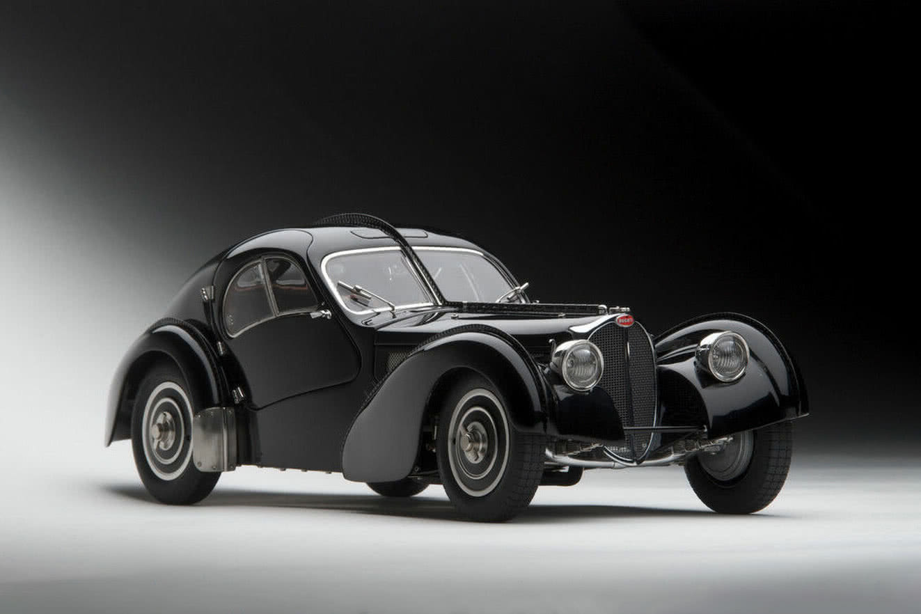 best classic cars vintage Bugatti Type 57 Atlantic 1938 old - Luxe Digital