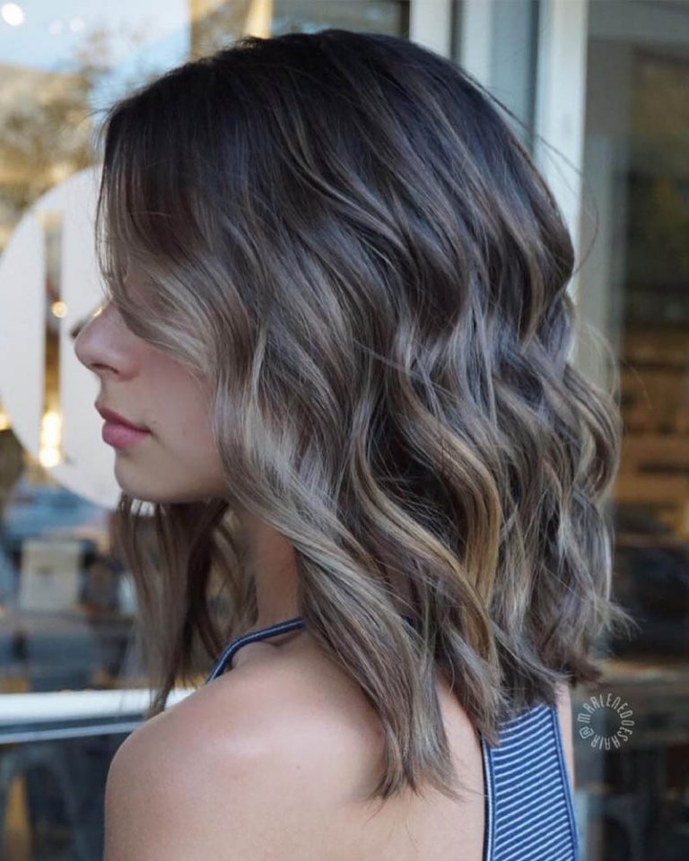 Trendy Shoulder-Length Hairstyles For Women (Illustrated Guide)