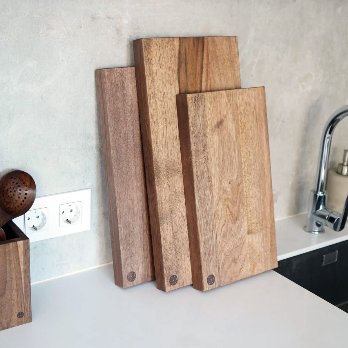 japana dark walnut kitchen cutting board review - Luxe Digital
