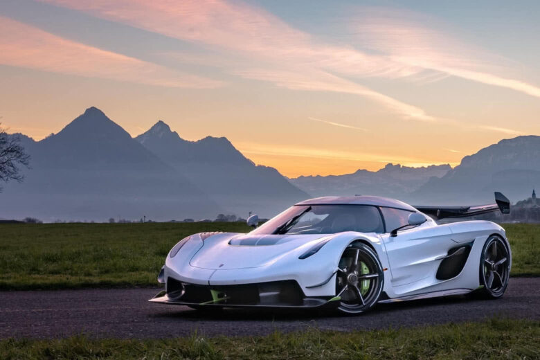 fastest cars world 2022 koenigsegg jesko absolut - Luxe Digital