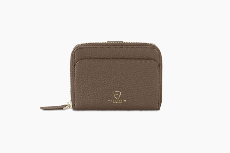 21 Best Wallets For Women: Stylish & Functional (Buying Guide)