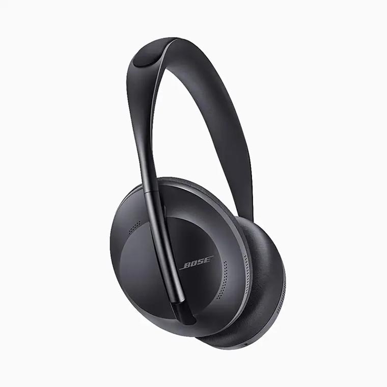 best gift for men bose noise cancelling wireless headphones - Luxe Digital