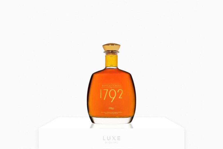 лучший бурбон 1792 года, разлитый по бондам - ​​Luxe Digital