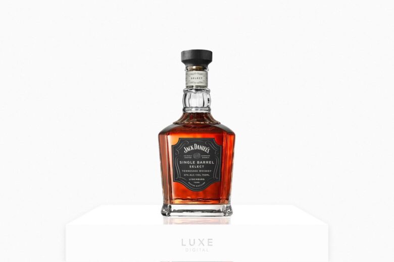 Jack Daniels Black McLaren Limited Edition 1L - Oak and Barrel