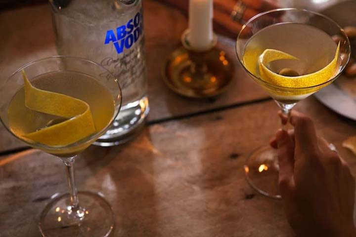 absolut vodka martini cocktail recipe price size - Luxe Digital