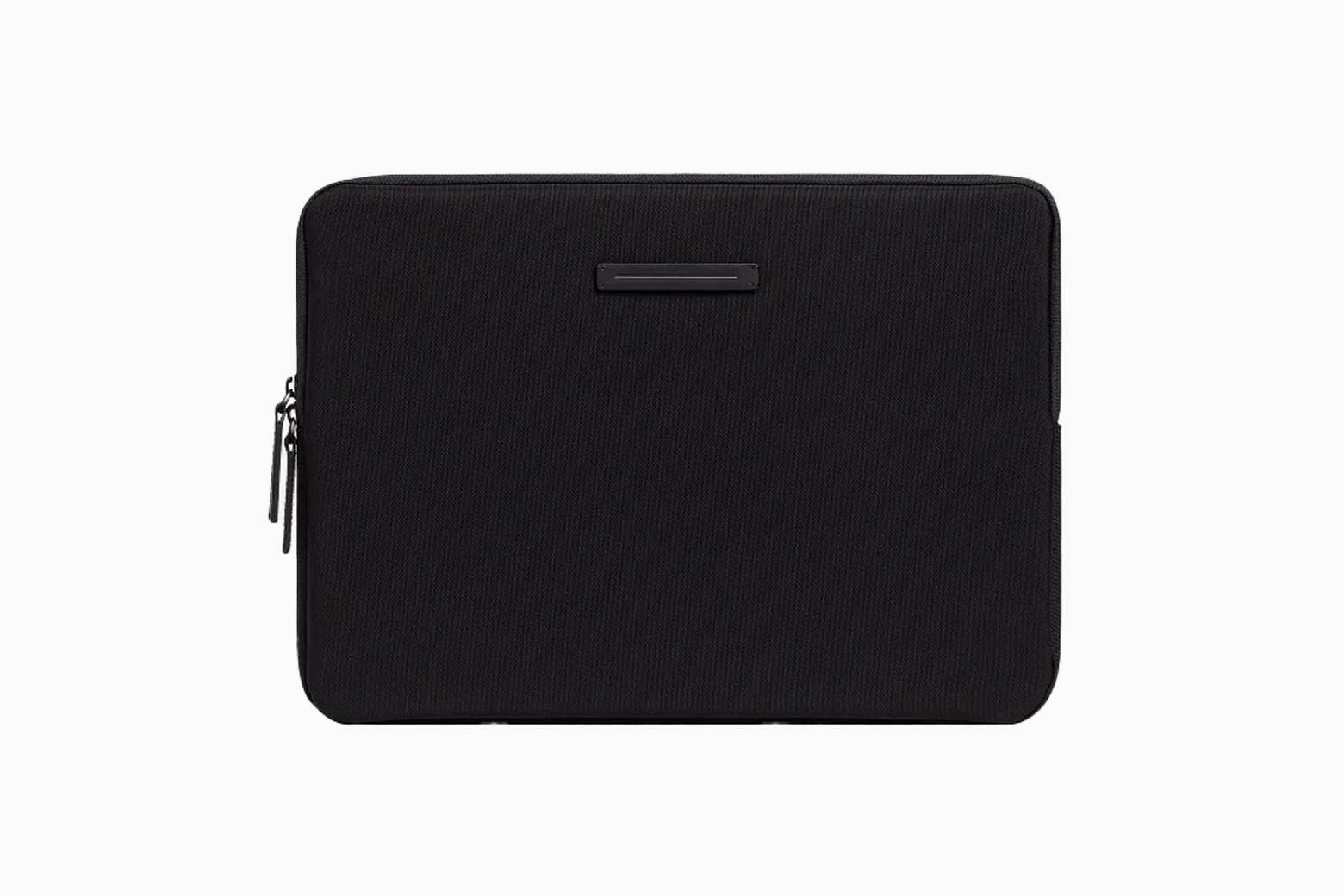 17 Best Laptop Cases And Sleeves (Reviews)