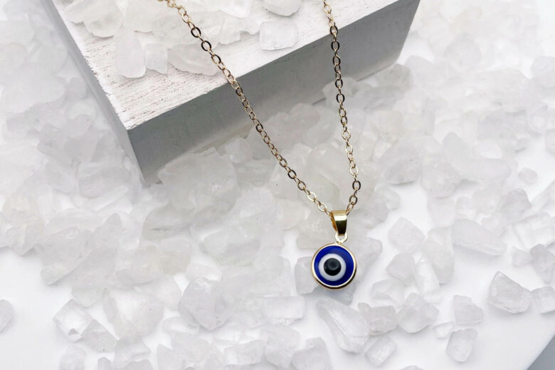 Blue Eye Jewelry: a Protective Talisman to ward off the Evil Eye