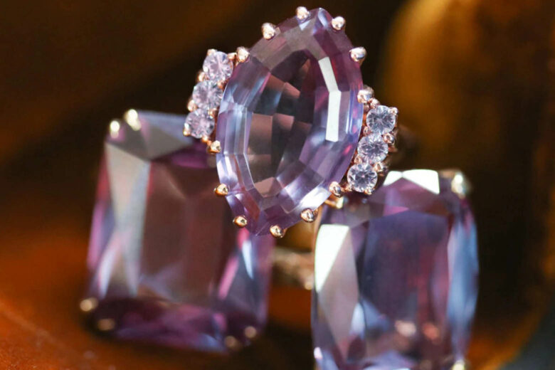 alexandrite meaning properties value definition - Luxe Digital