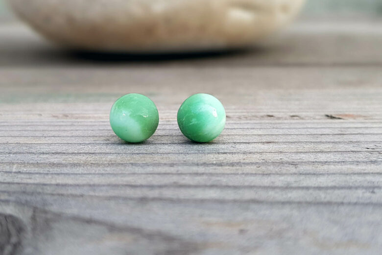 chrysoprase meaning properties value definition - Luxe Digital