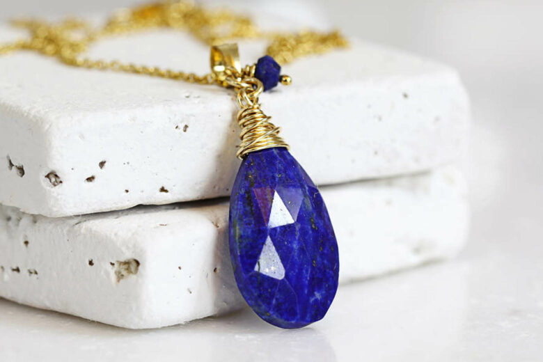 Lapis Lazuli Stone Its Meaning Properties Value