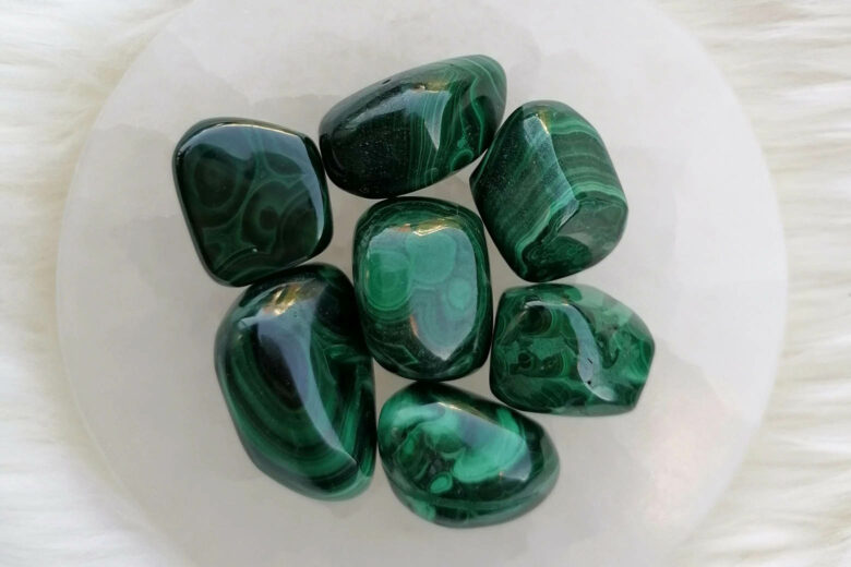 malachite meaning properties value definition - Luxe Digital