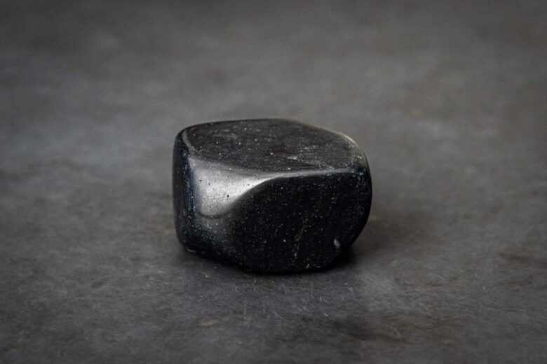 Black Onyx Meaning Black Onyx Stone Benefits And Uses