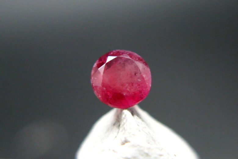 Red Beryl Emerald