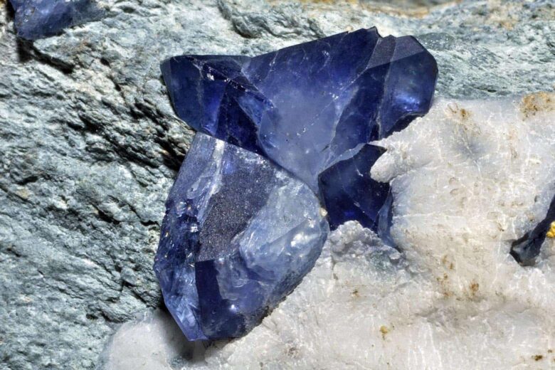 benitoite meaning properties value history - Luxe Digital