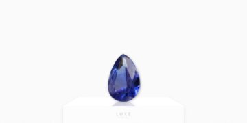 benitoite meaning properties value - Luxe Digital