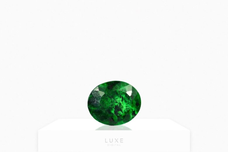 green gemstones maw sit sit review - Luxe Digital