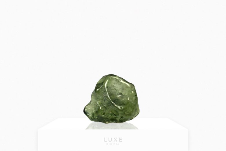 green gemstones moldavite review - Luxe Digital