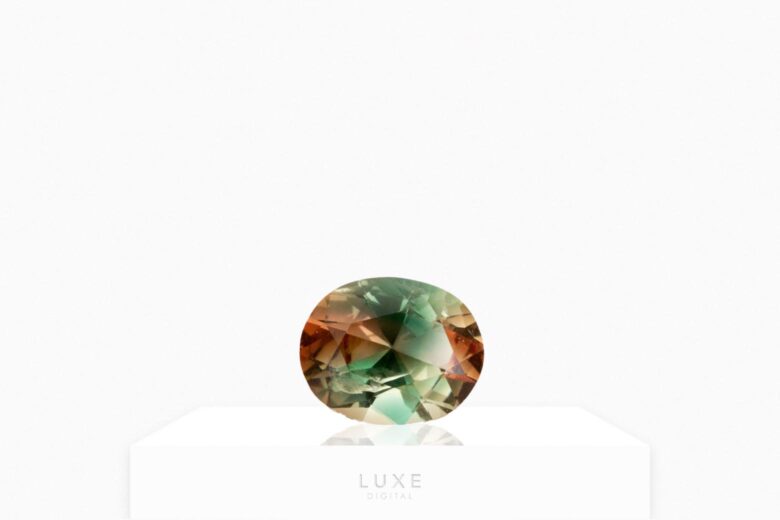 green gemstones sunstone review - Luxe Digital