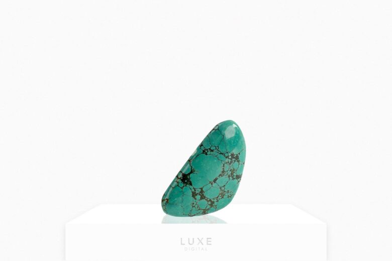 green gemstones turquoise review - Luxe Digital