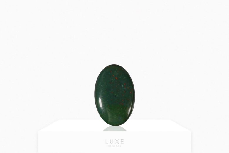 green gemstones bloodstone review - Luxe Digital